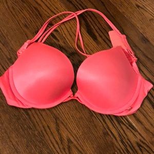 Victoria’s Secret very sexy bra 34C
